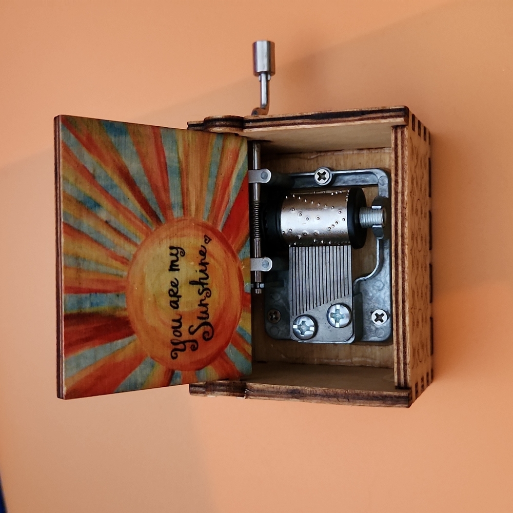 You are my sunshine music box